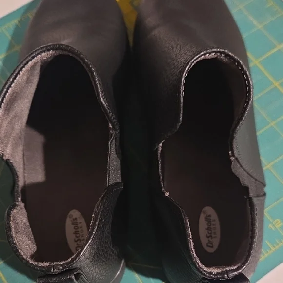 Dr. Scholl's Black Leather Ankle Booties - Picture 2 of 12